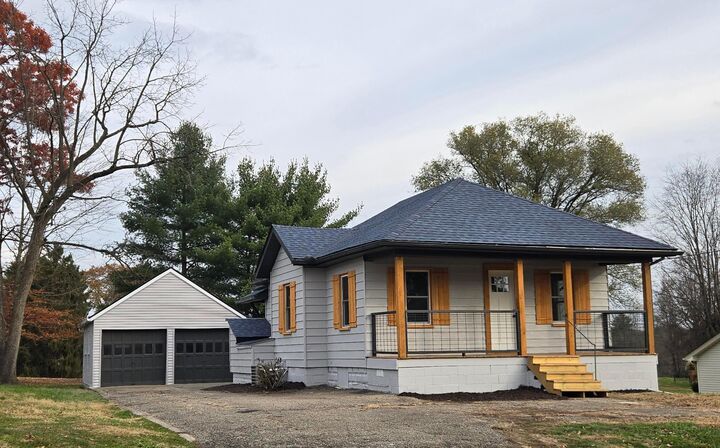 317 E Highland Drive  Zanesville OH 43701 photo