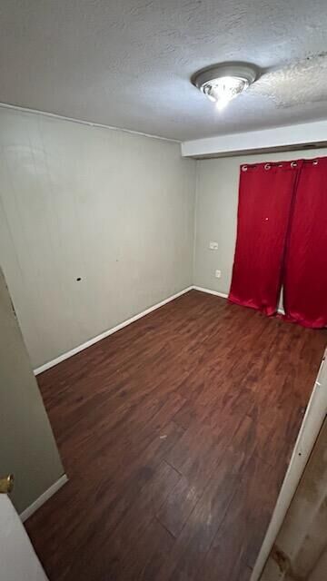 Property Photo:  1892 Somerset E Court  OH 43227 