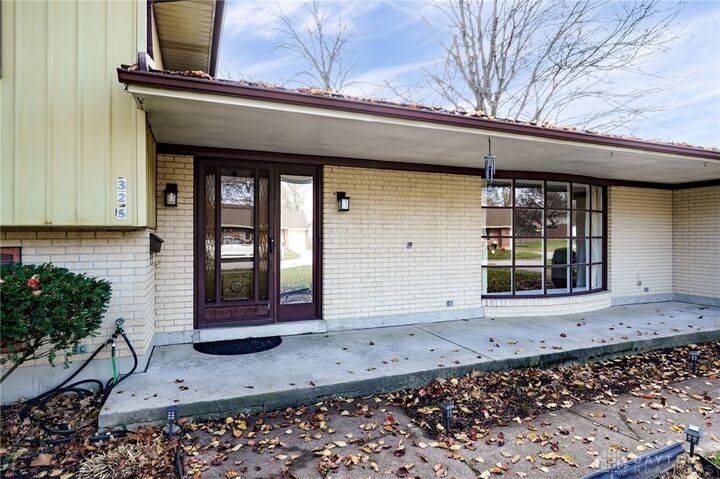 Property Photo:  325 Beechgrove Drive  OH 45322 