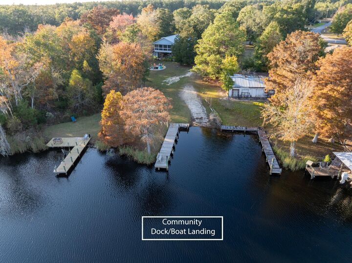 Property Photo: 65 Happy Hollow Road FL 32439