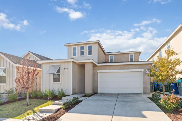 Property Photo:  2819 N Redda Road  CA 93737 