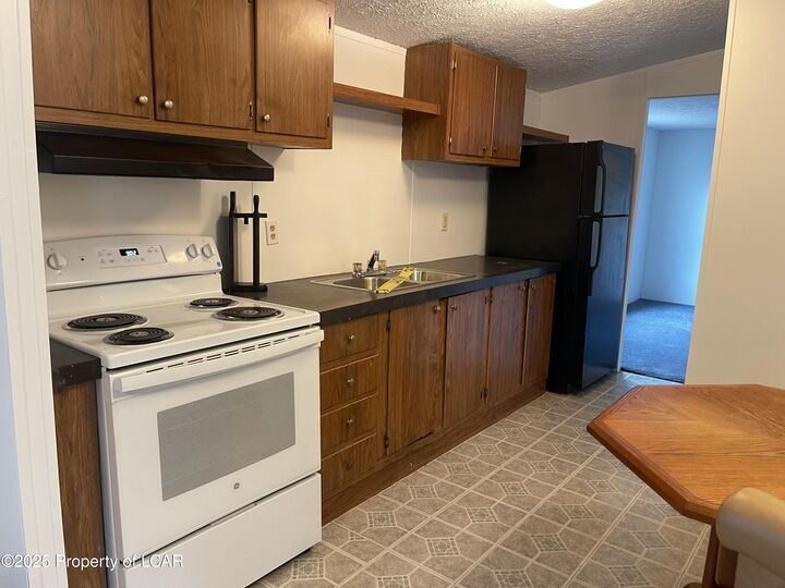 Property Photo:  17 Mount Lookout Park  PA 18643 