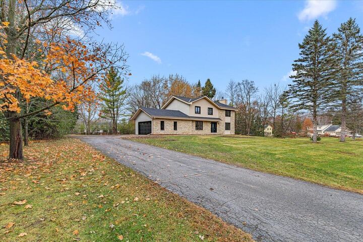 Property Photo:  11747 N Vega Ave  WI 53097 