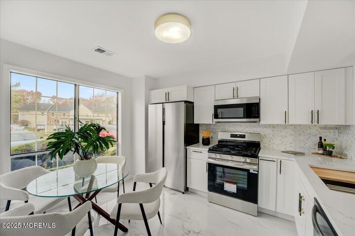 Property Photo:  34 Portland Place  NJ 07751 