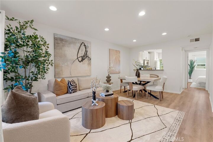 Property Photo:  32 Kazan  CA 92604 