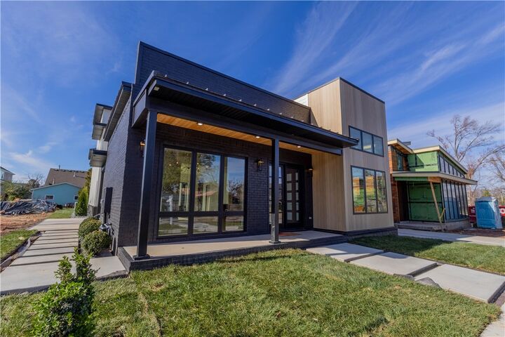 212 SW Glover Street  Bentonville AR 72712 photo