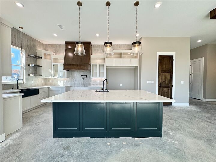 Property Photo: 901 Greenhorn Street AR 72712