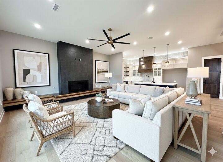 Property Photo:  901 Greenhorn Street  AR 72712 