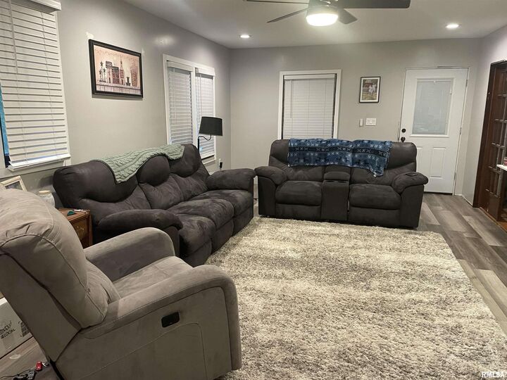 Property Photo: 88 20th Avenue North IA 52732