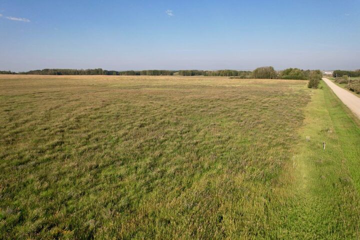 Property Photo: In Kneehill County AB T0M 2A0