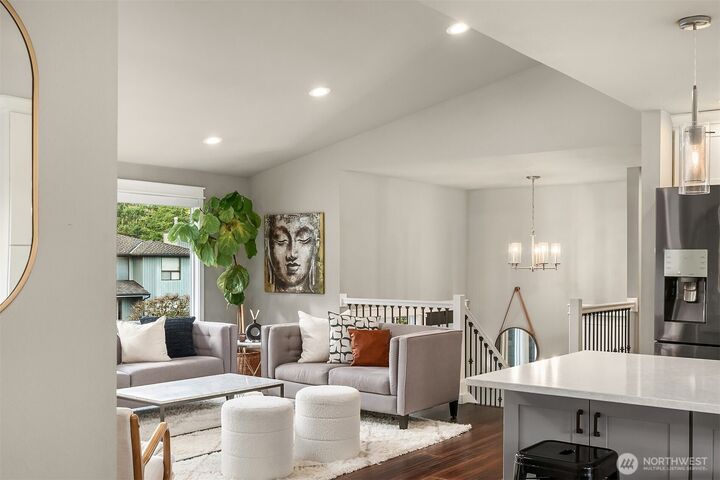 Property Photo:  4726  191st Place SE  WA 98027 