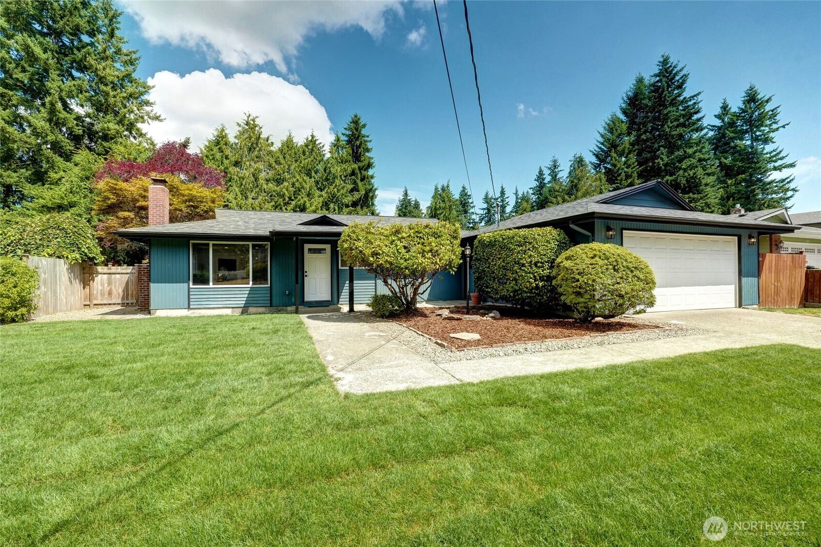 Property Photo:  2131  105th Place SE  WA 98208 