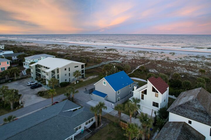 Property Photo:  1 E Street  FL 32080 