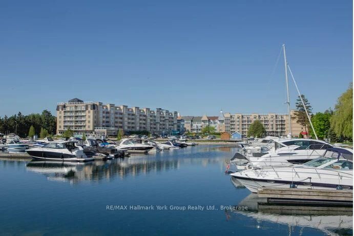 Property Photo:  9 Harbour Street E 5116  ON L9Y 5C5 