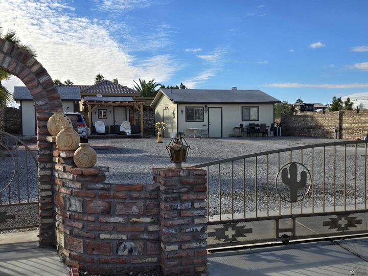 Property Photo:  13333 E 54 St  AZ 85367 