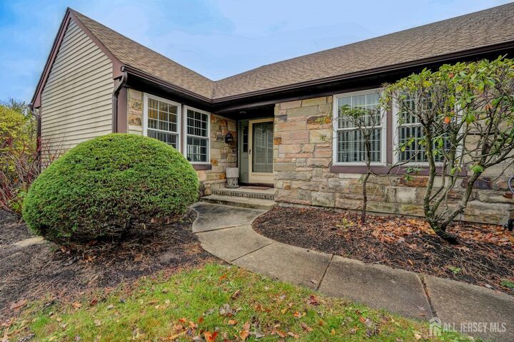 Property Photo:  13 Benjamin Franklin Drive  NJ 08831 