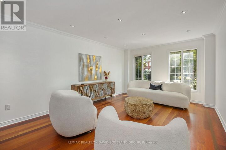 Property Photo:  10 Tillingham Keep  ON M3H 6A2 