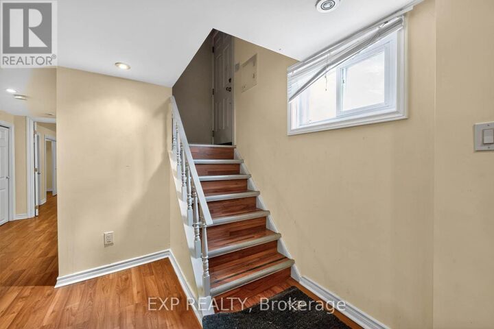 Property Photo:  3567 Queenston Drive  ON L5C 2G8 