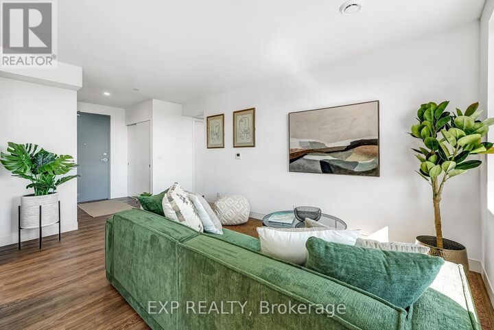 Property Photo:  100 Manett Crescent 411  ON L6X 5R8 