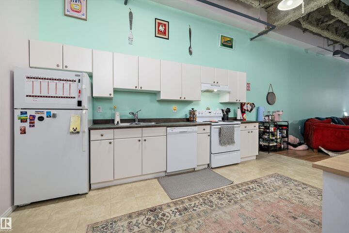 Property Photo:  9817 103 Street 103  AB T8L 2C7 