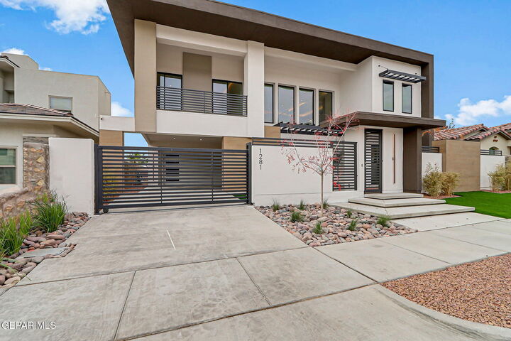 Property Photo: 1281 Desert Night Street TX 79912