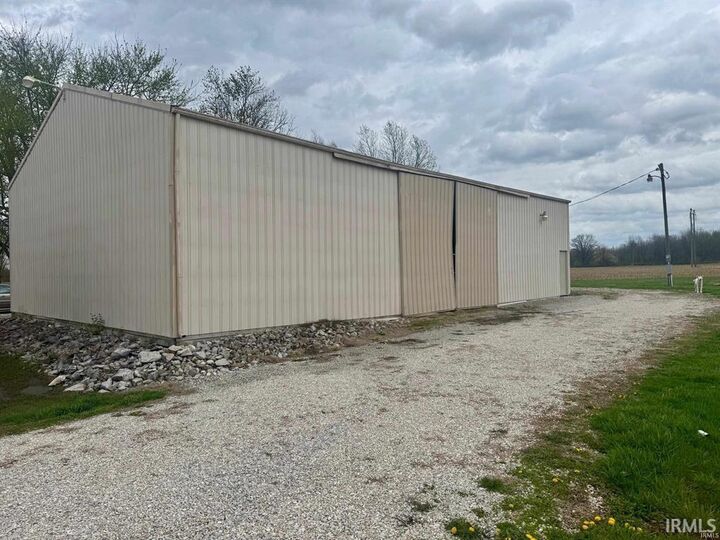 Property Photo:  122 S 1225 E Road  IN 47660 