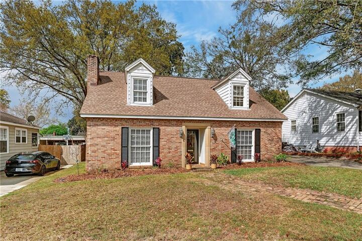 Property Photo:  8 Elizabeth Place  AL 36606 
