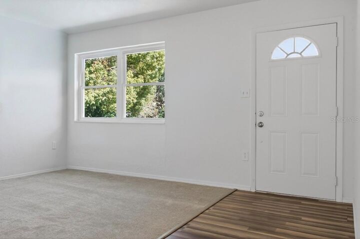 Property Photo:  714 Kankakee Lane  FL 32807 