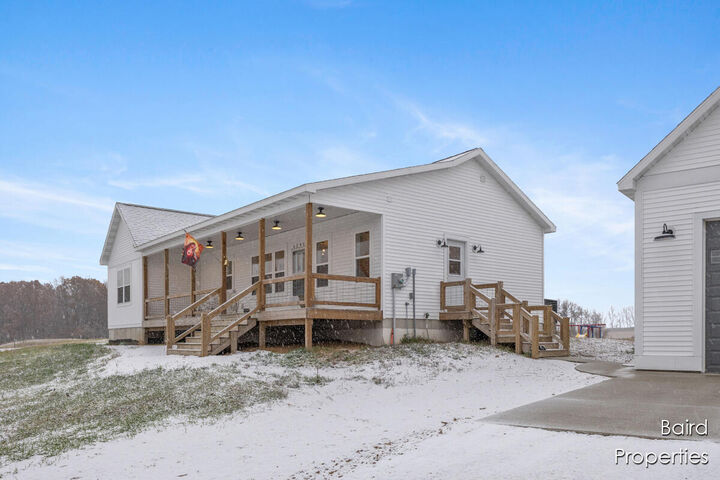 Property Photo:  6288 N 88th Avenue  MI 49420 