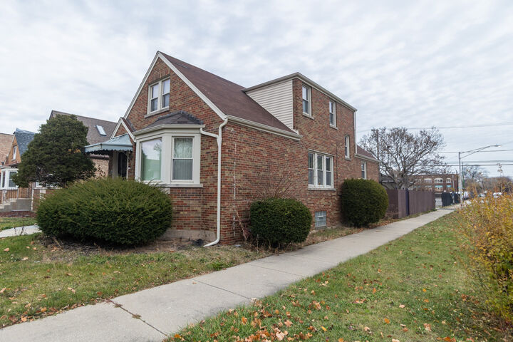 Property Photo:  8359 S Marshfield Avenue  IL 60620 