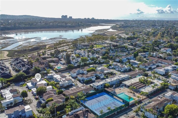 Property Photo:  367 Grenoble Lane  CA 92627 