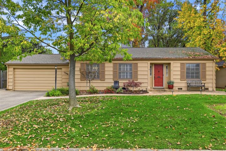 1440 Las Salinas Way  Sacramento CA 95864 photo