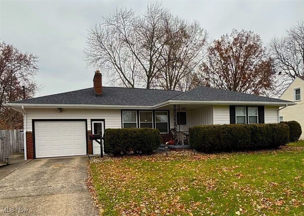 Property Photo:  1830 Halbert Drive  OH 44514 