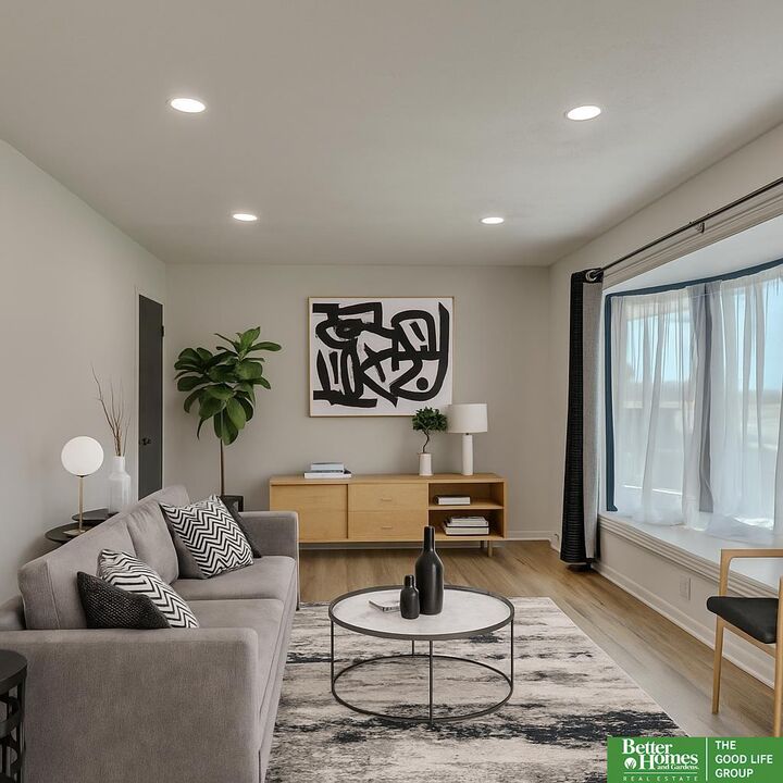 Property Photo: 3708 Greene Avenue NE 68147-9999