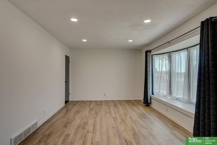 Property Photo: 3708 Greene Avenue NE 68147-9999