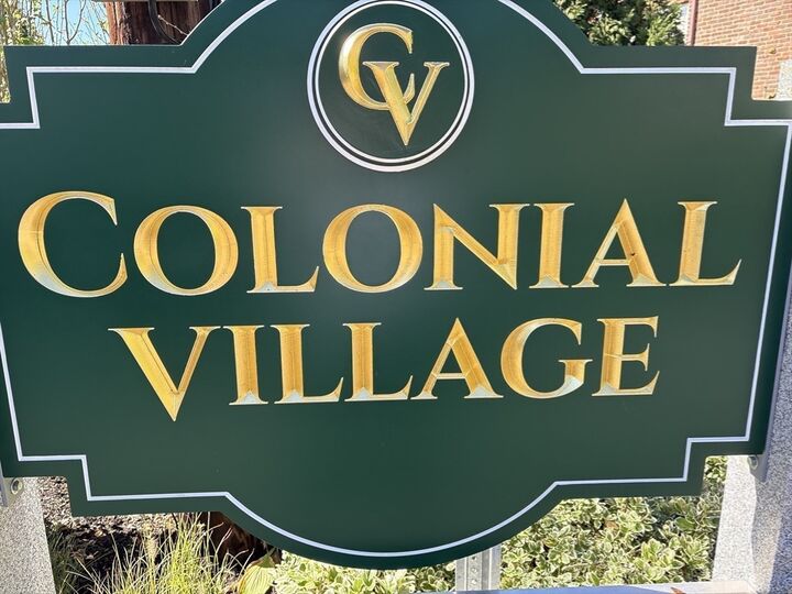 Property Photo:  12 Colonial Village 12  MA 02474 