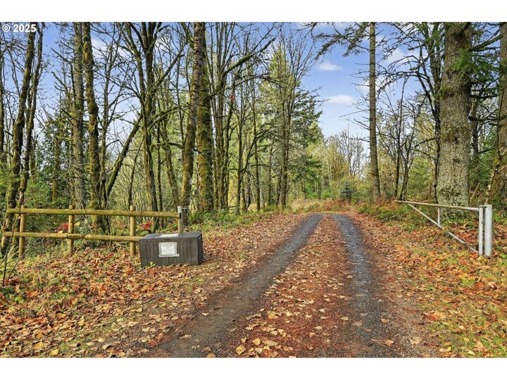 Property Photo: 13162 NW McNamee Rd OR 97231