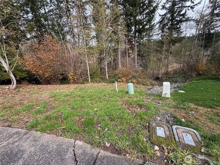 Property Photo:  1618  Maple Valley Drive  WA 98531 