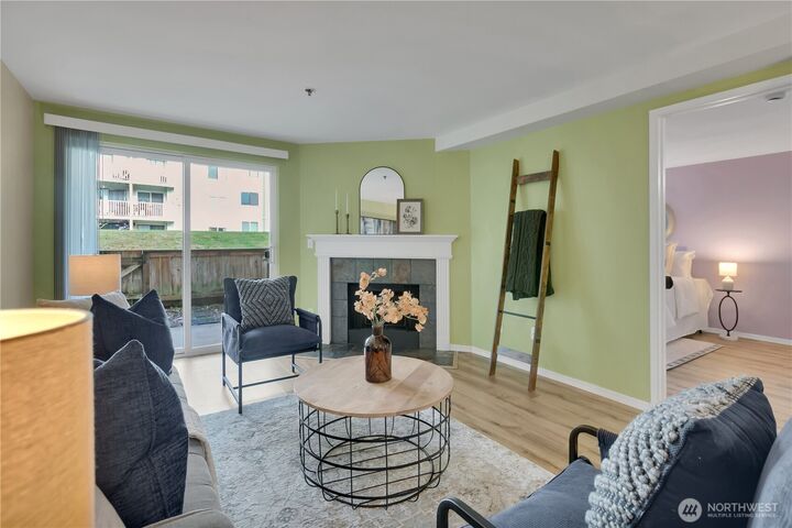 Property Photo: 25035 98th Place S D102 WA 98030