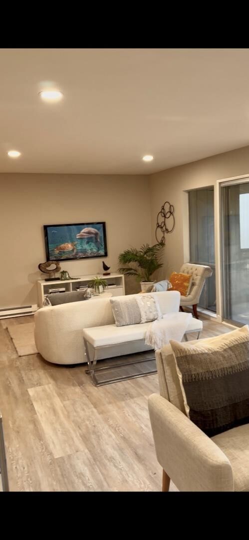 Property Photo:  150 Saratoga Avenue 322  CA 95051 