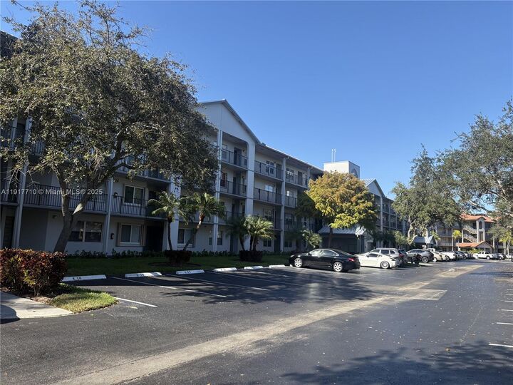 Property Photo:  1300 SW 125th Ave 204K  FL 33027 