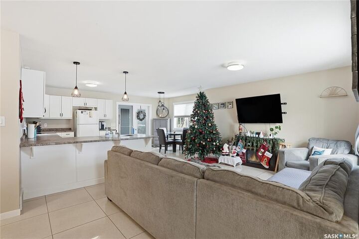 Property Photo: 3005 1st Avenue W SK S0K 4R0