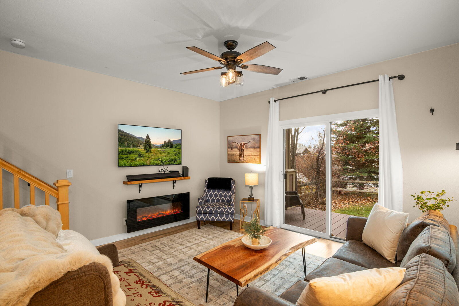 Property Photo: 270 Durrance St ID 83340