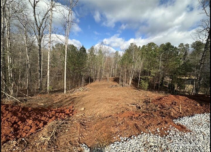 Property Photo: 1698 Shoal Creek Way GA 30621