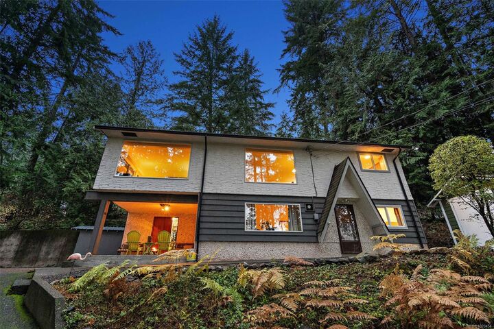 Property Photo:  1186 Laurel Rd  BC V8L 5K8 