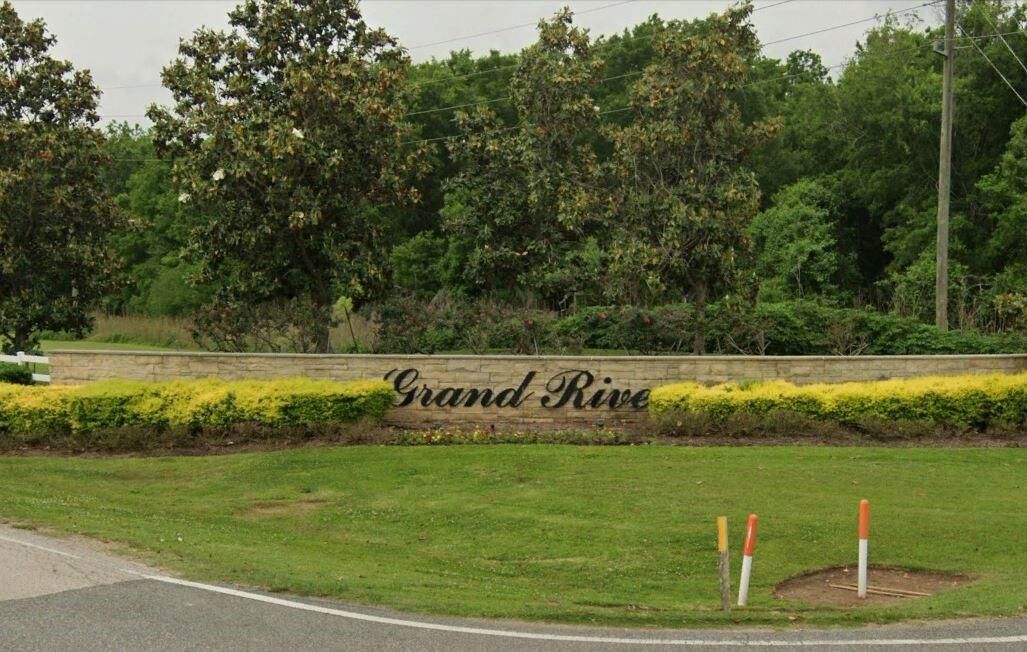 Property Photo: 3333 Blue Grass TX 77406