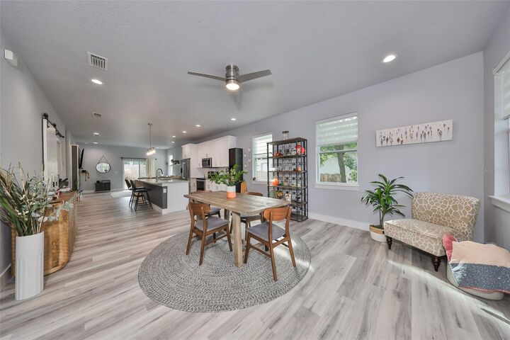 Property Photo:  1819 E Eskimo Avenue  FL 33604 