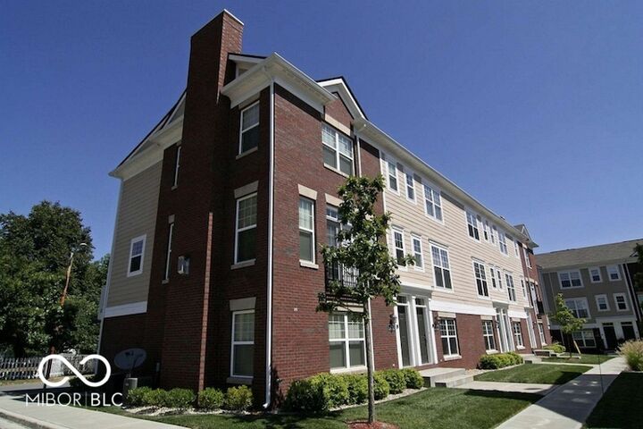 Property Photo:  428 Neuman Way  IN 46032 