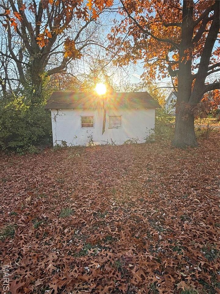 Property Photo: 5600 Hodiamont Avenue MO 63136