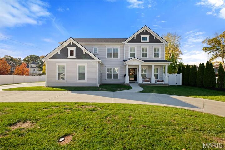 4 Hillcrest Place  St Louis MO 63122 photo